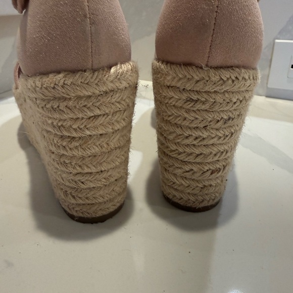 Marc Fisher Size 9 Mlalita Blush Suede Leather Upper Espadrille Wedge Sandals - Picture 12 of 16